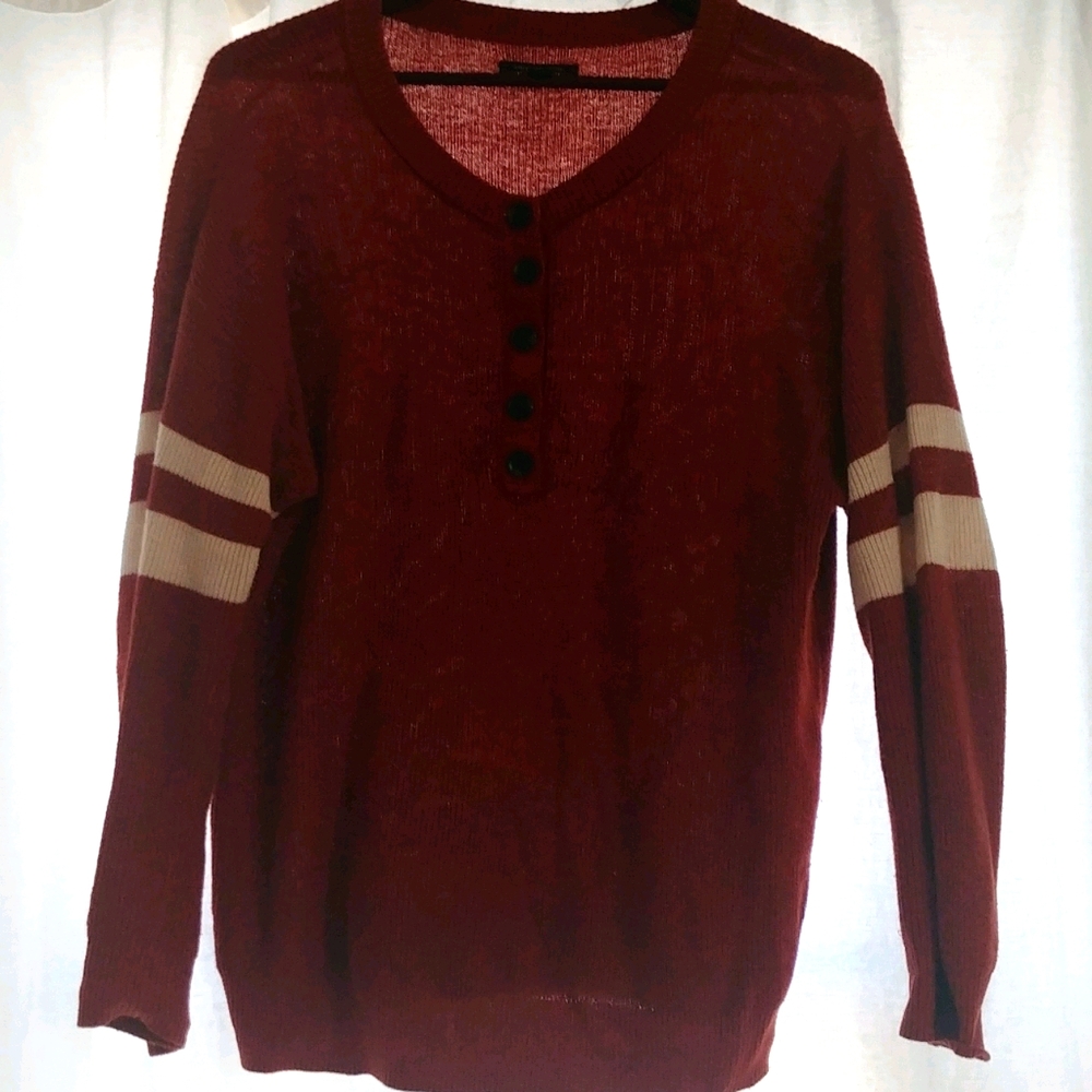 American Eagle Sweater - Picture 1 of 3